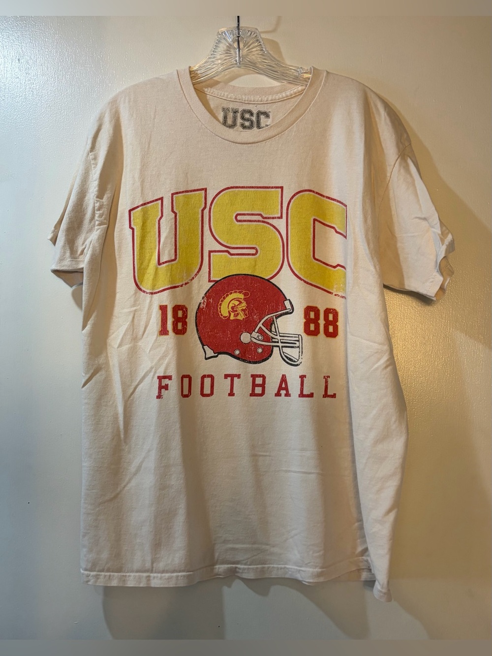 Aeropostale USC Football Relaxed Graphic T Shirt Size Medium Adult Unisex